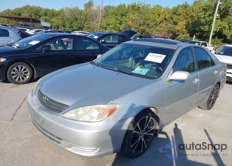 2002 Toyota Camry Xle V6 from USA, damaged, VIN 4T1BF32K72U529217